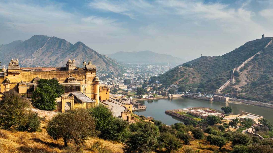 1 Day Delhi and 1 Day Jaipur Tour By Car